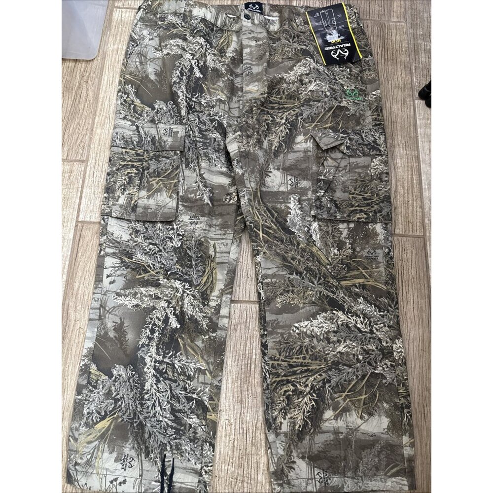 Realtree Max-1 Men's Hunting Cargo Camo Pants Draw Cord Leg Size XXL 44-46